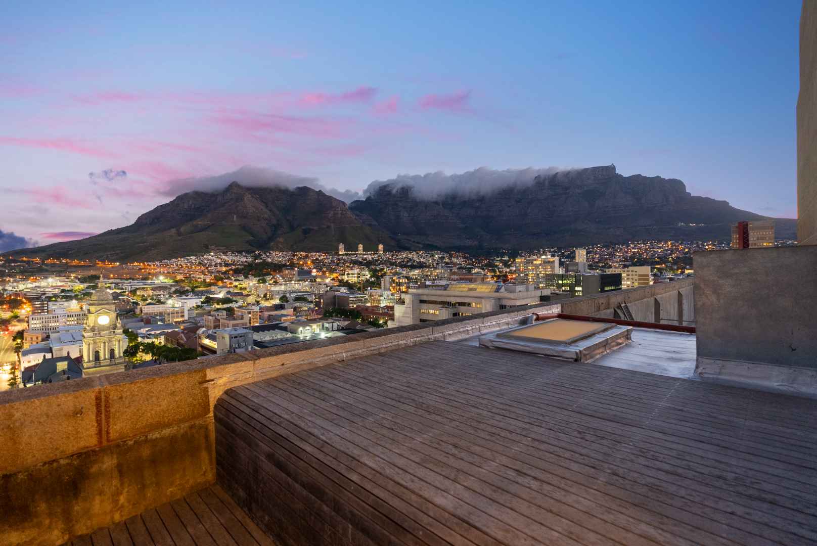 2 Bedroom Property for Sale in Cape Town City Centre Western Cape